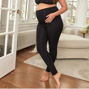 Hatch before during and after leggings size M